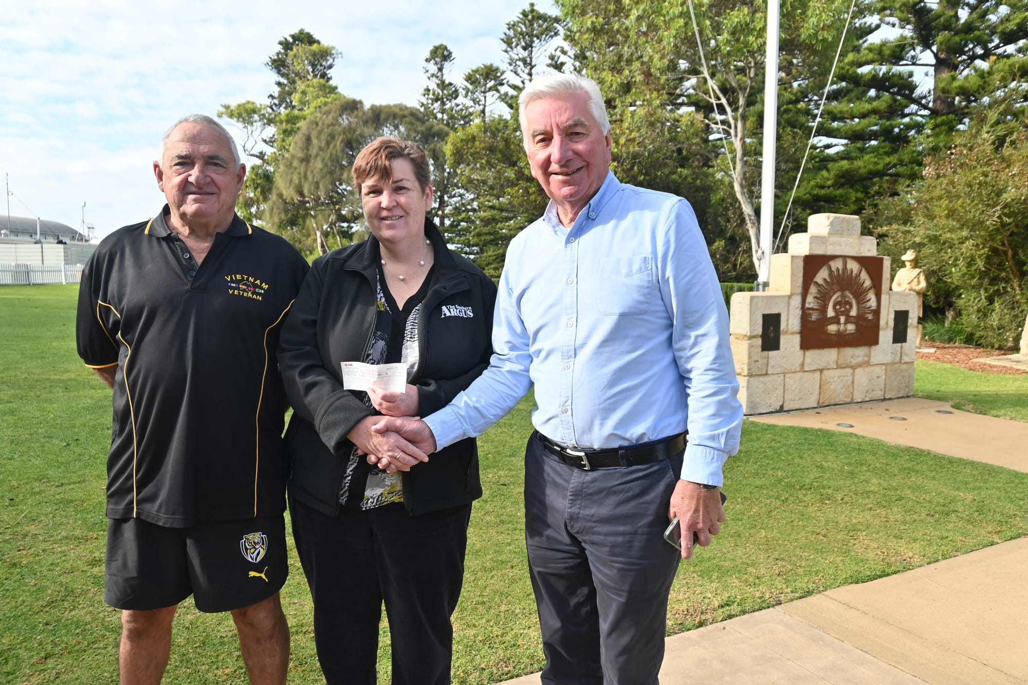 Anzac Day feature fundraises for RSLs