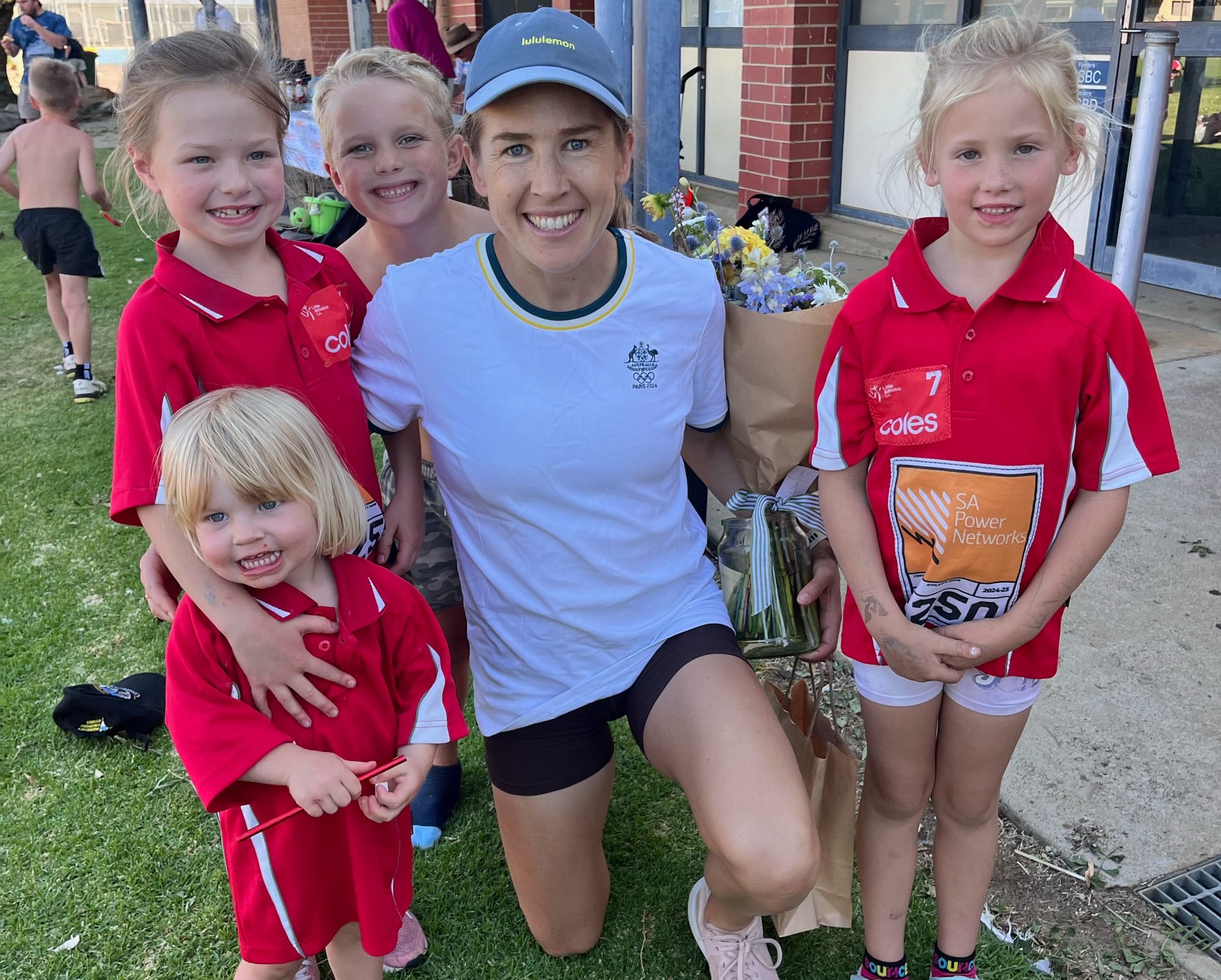 Marathon Olympian delights Strathalbyn’s little athletes