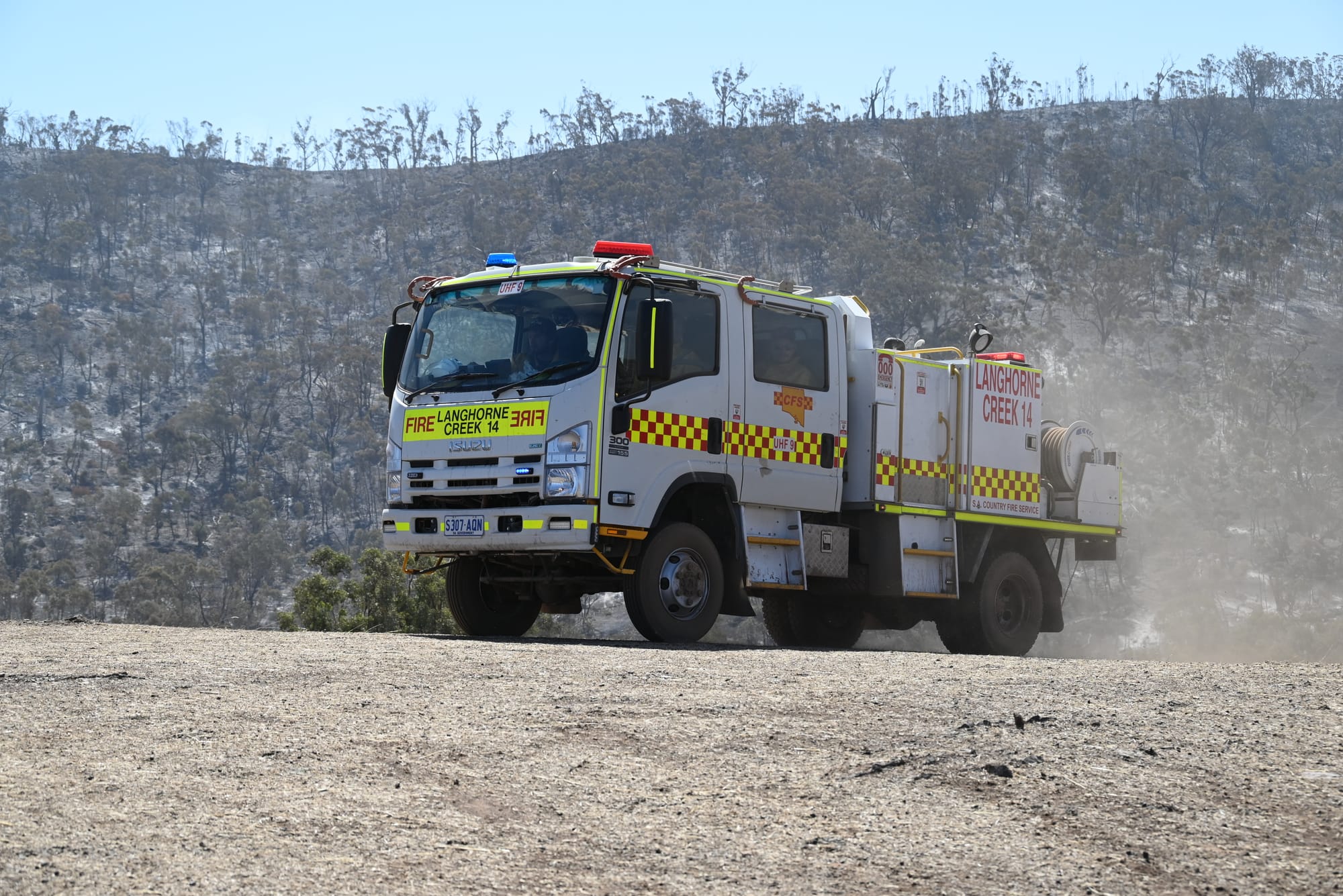 Volunteers deployed to Mount Remarkable