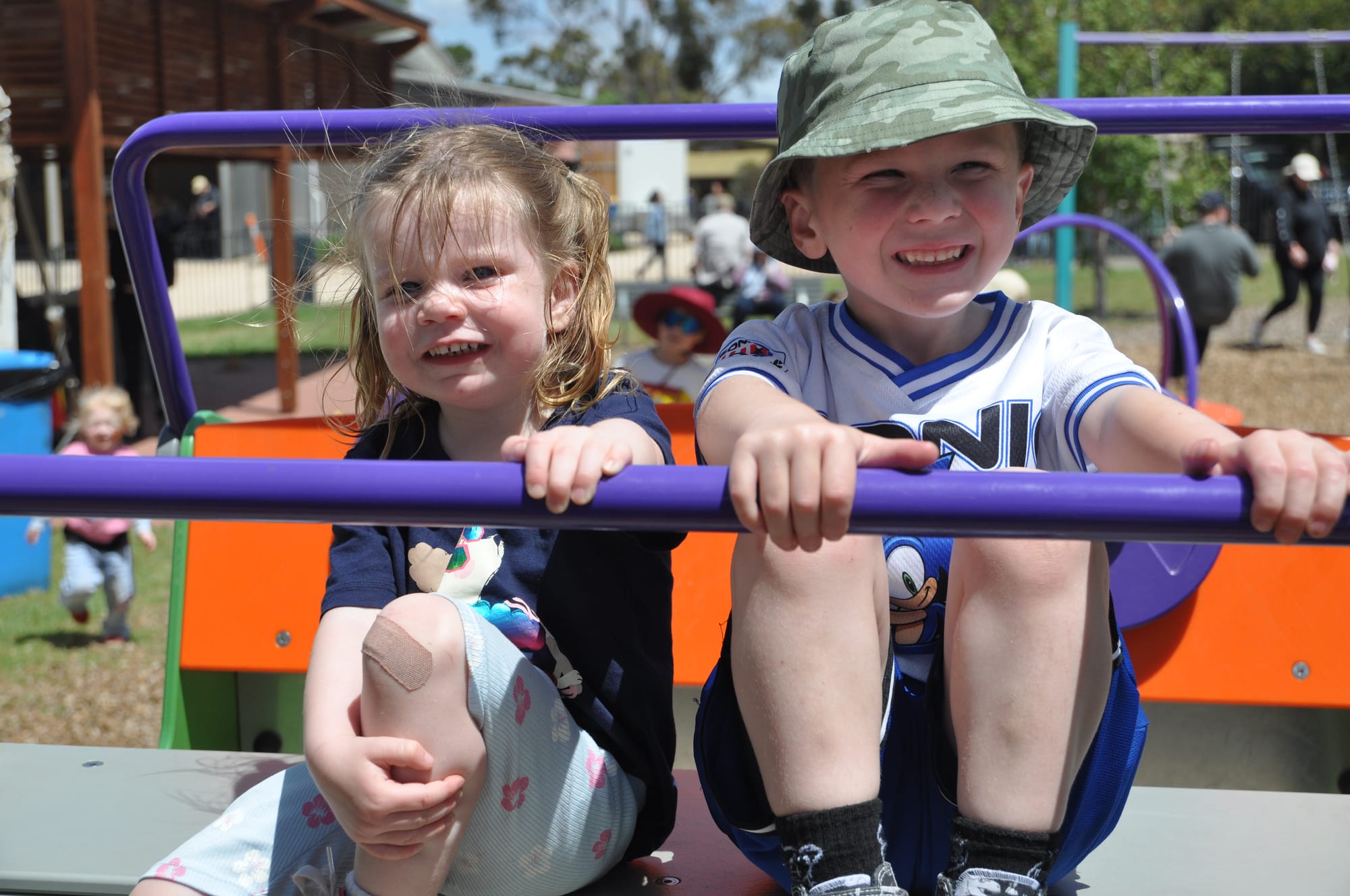 Wild weather doesn’t stop show goers