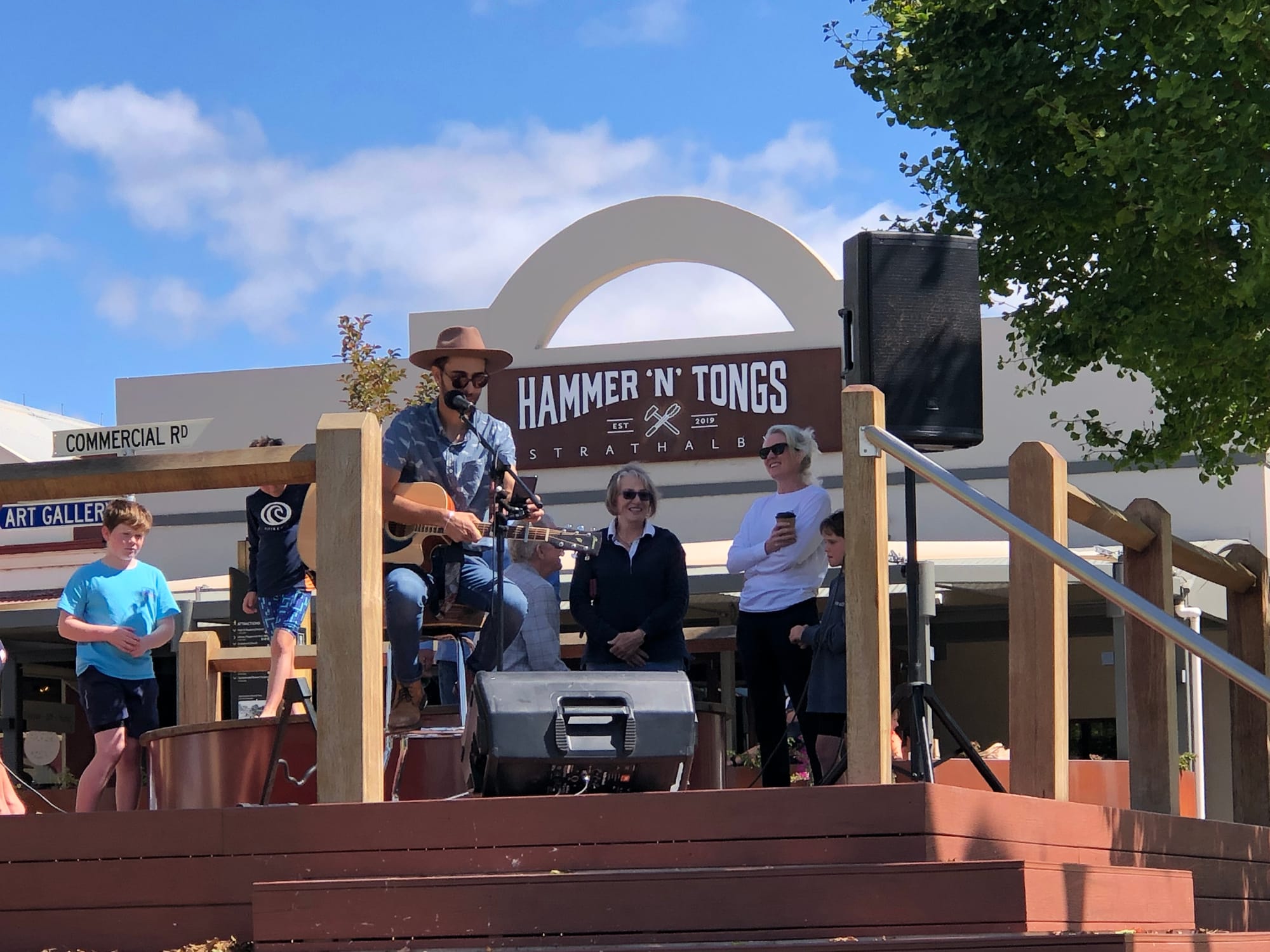 Music in Strathalbyn Park for mental health