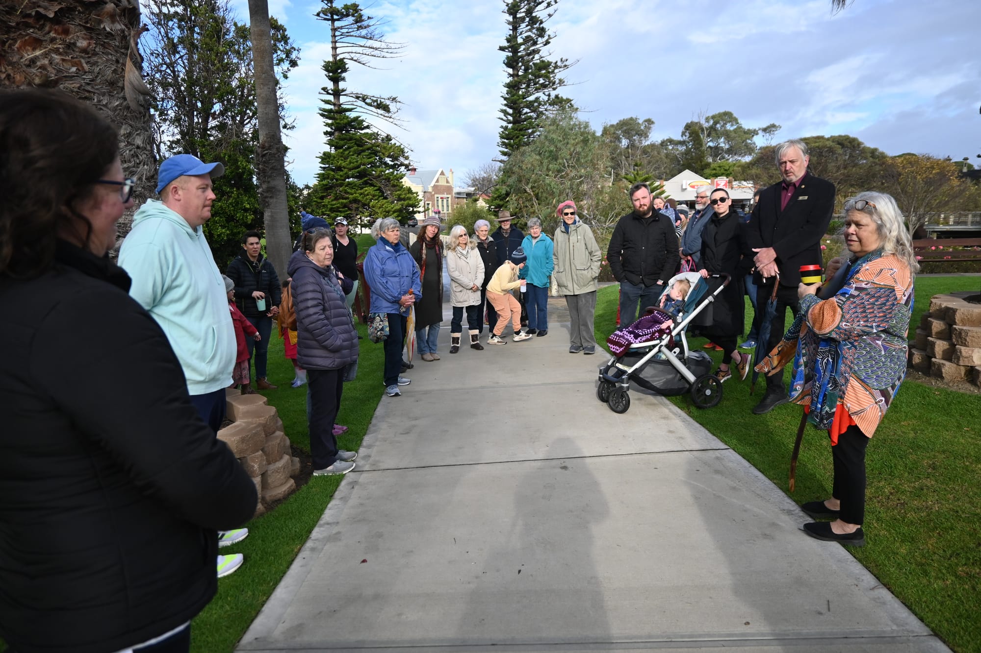 Strathalbyn reconciliation event/bridge walk promotes change
