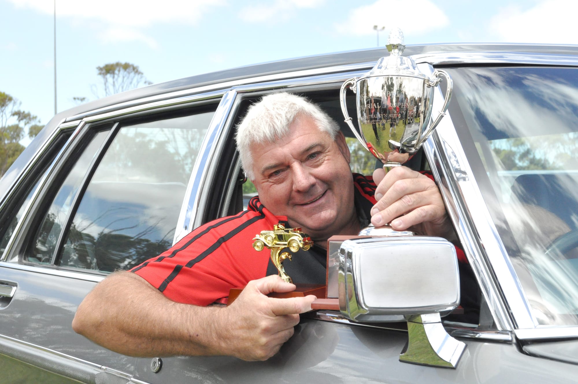 Collins collects memorial trophy