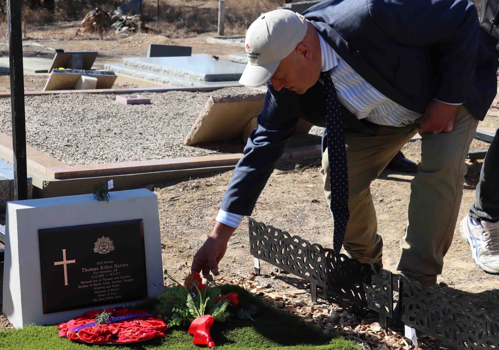 Military headstones unveiled for servicemen at Currency Creek