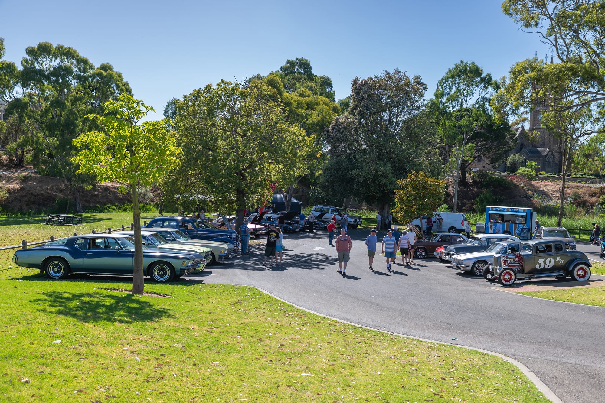 Strathalbyn Auto Collectors Club hosted a Coffee and Chrome event at Strathalbyn on Sunday morning. 