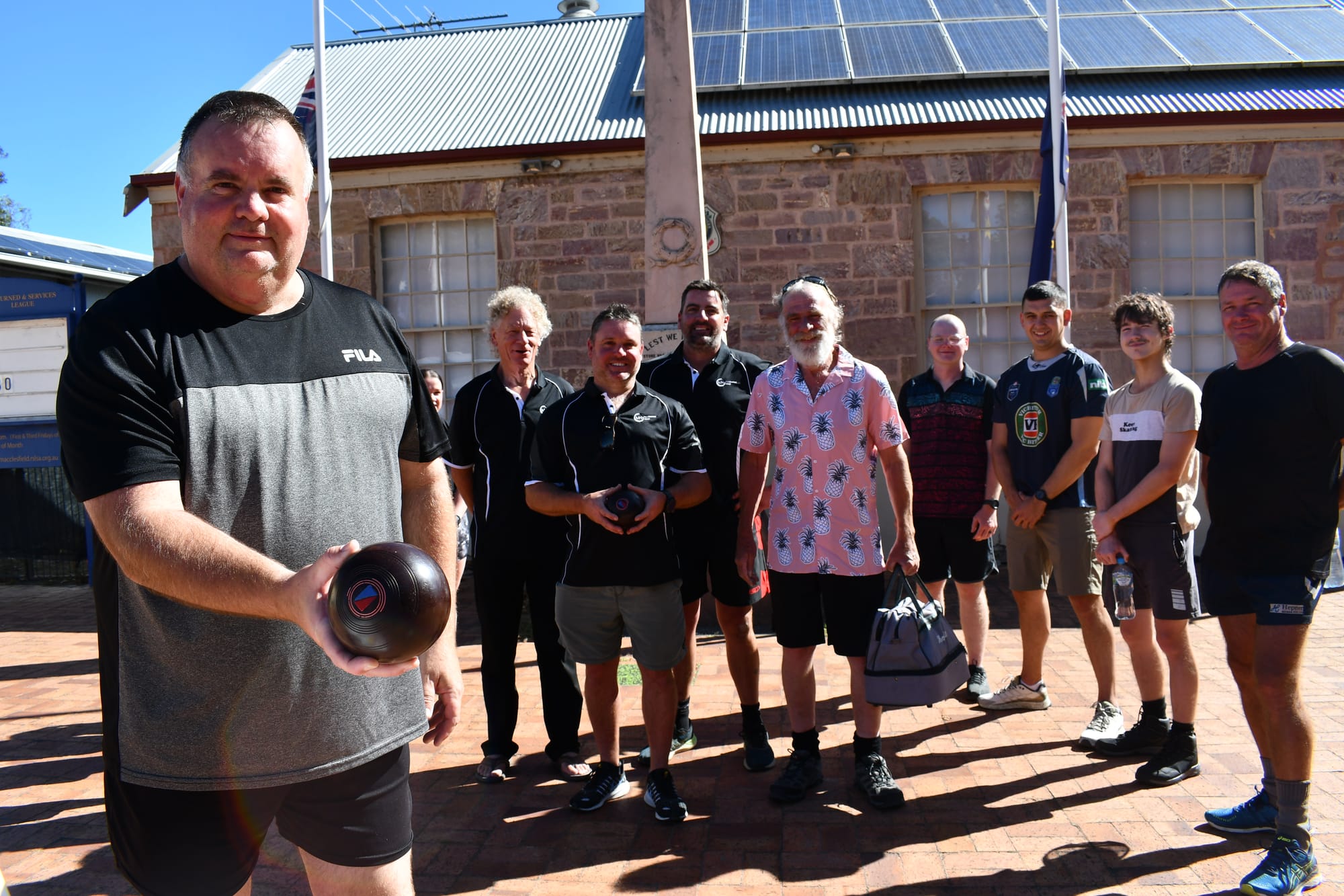 Local bowlers soldier-on fundraising trek