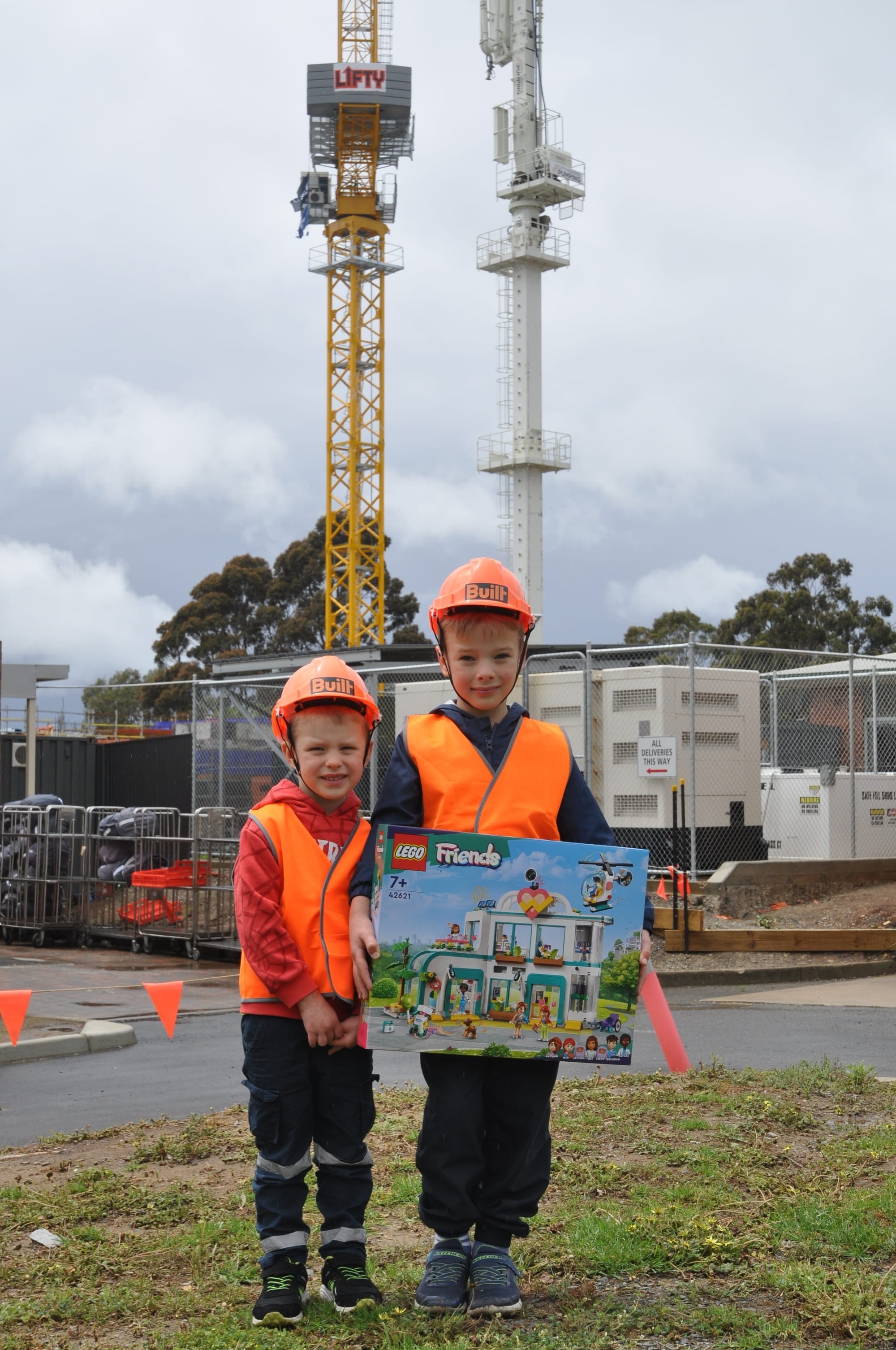 ‘Lifty’ wins the name for hospital crane