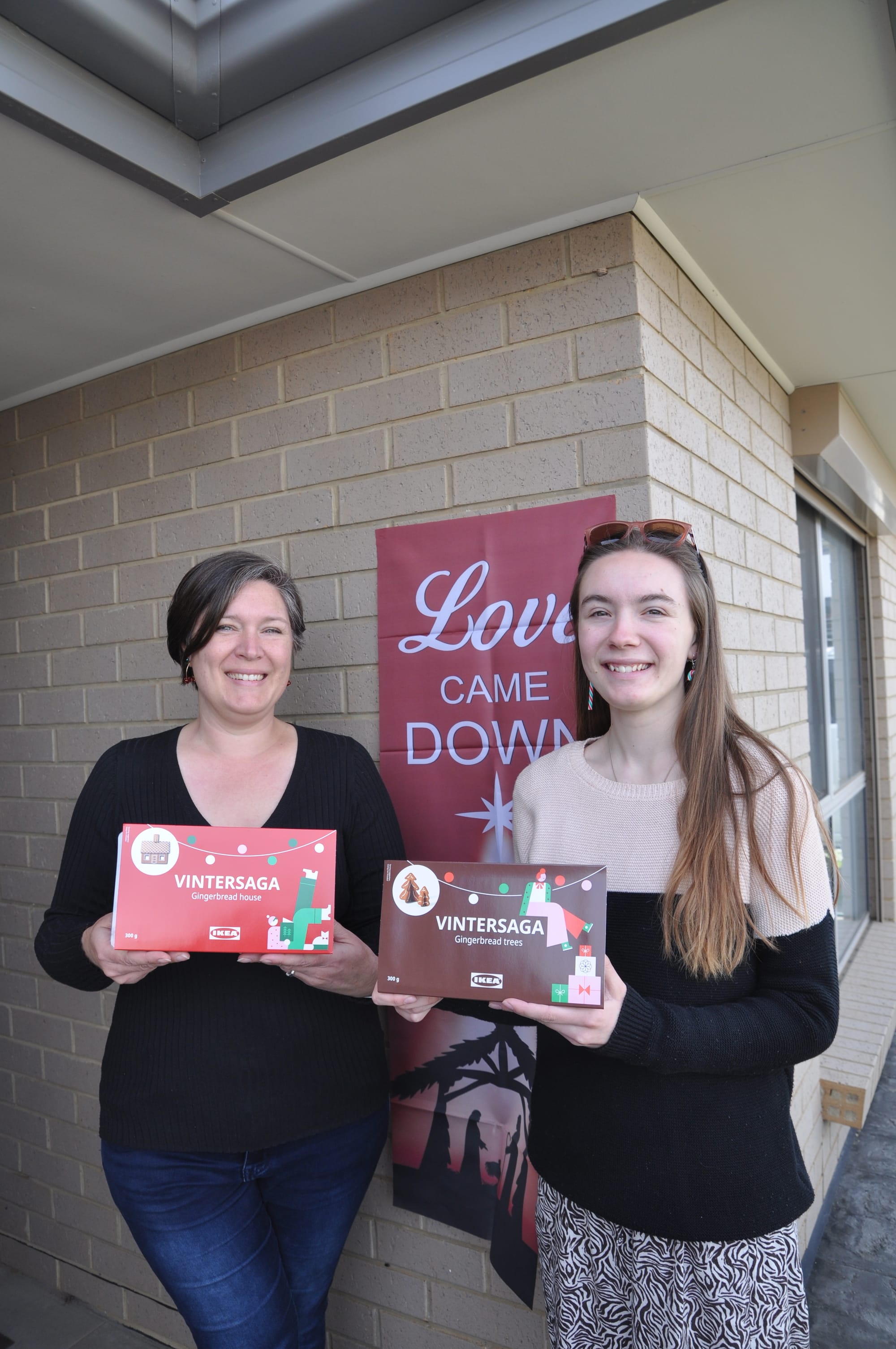 Gingerbread houses for community