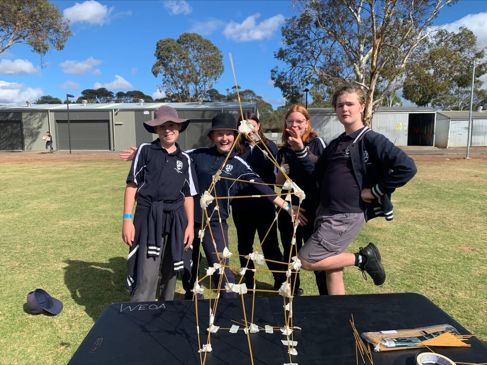 Eastern Fleurieu students think outside the box during Challenge Day post image