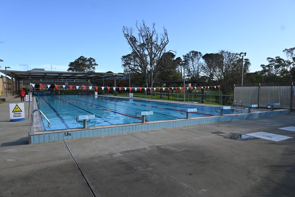 POOL-ITICS: Council/management backflips on temperature policy change post image