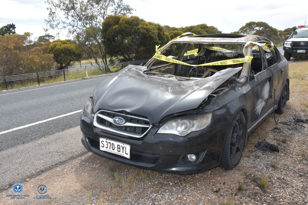Stolen car torched at Murray Bridge post image