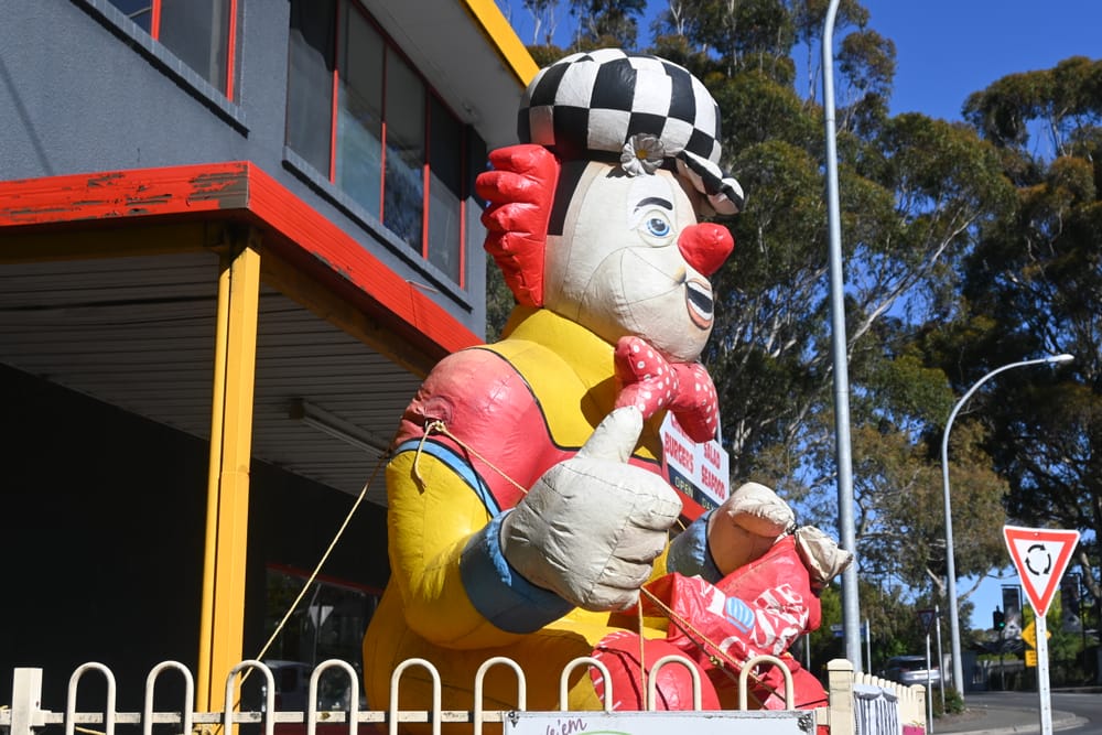 Local clowns made into a circus post image