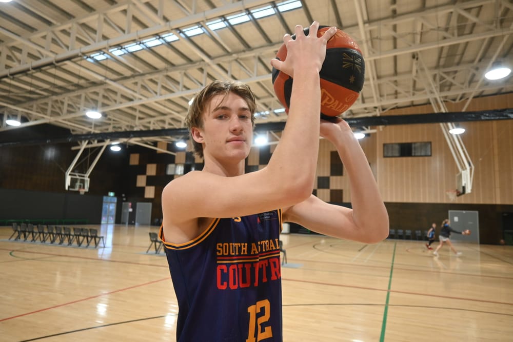 Local country basketballers shoot high at championships post image