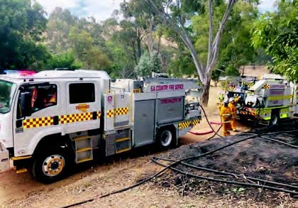 Ashbourne grassfire contained by multiple crews, volunteers post image