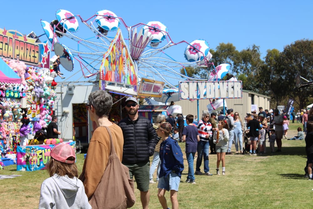 Port Elliot’s crowd-pulling show post image