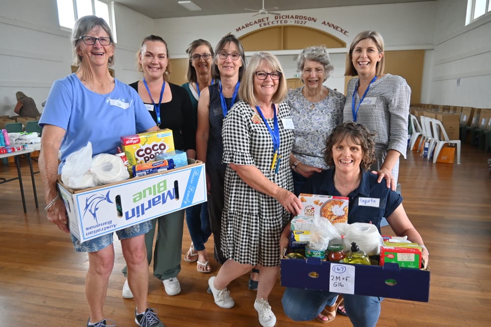 ‘Credit to the community’ for Christmas hampers post image