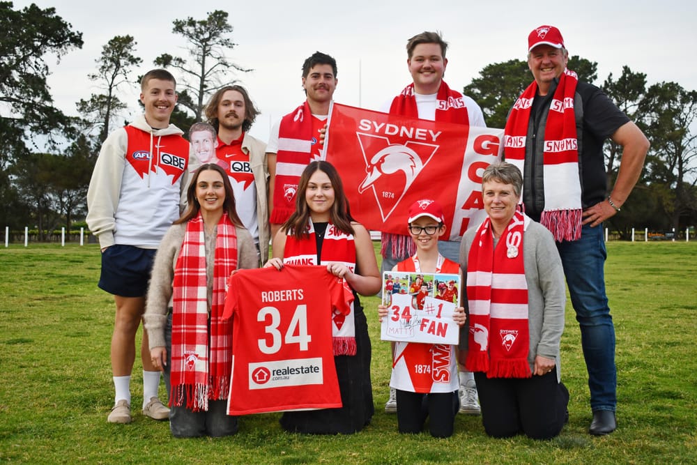 Hawks become Swans for one night to support local legend post image