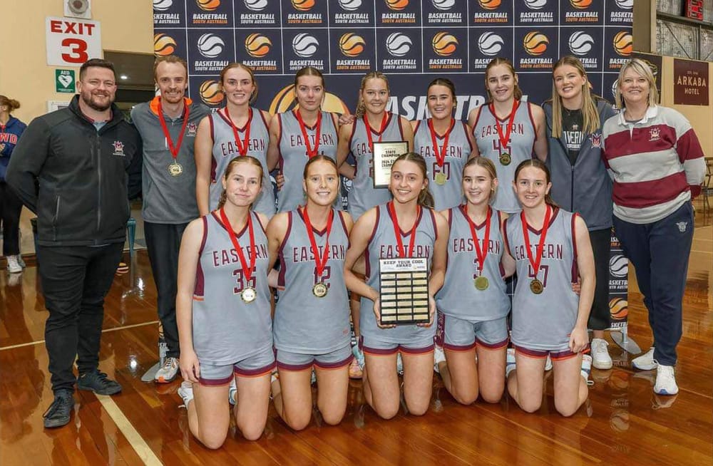 Strathalbyn basketballers help bring home gold for Mavericks post image
