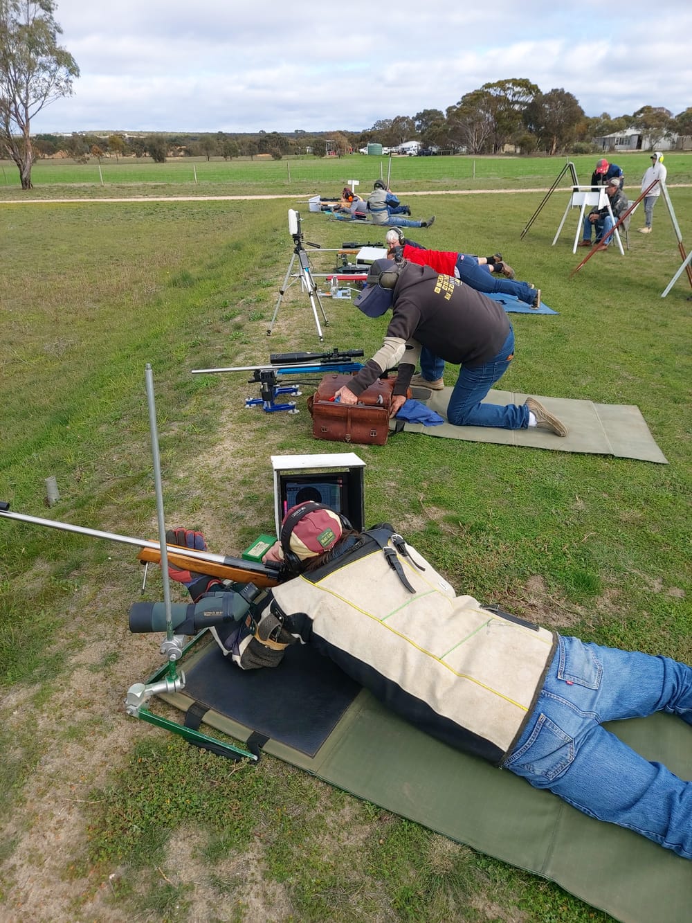 Mount Barker and Murray Bridge shooters unite at Monarto post image