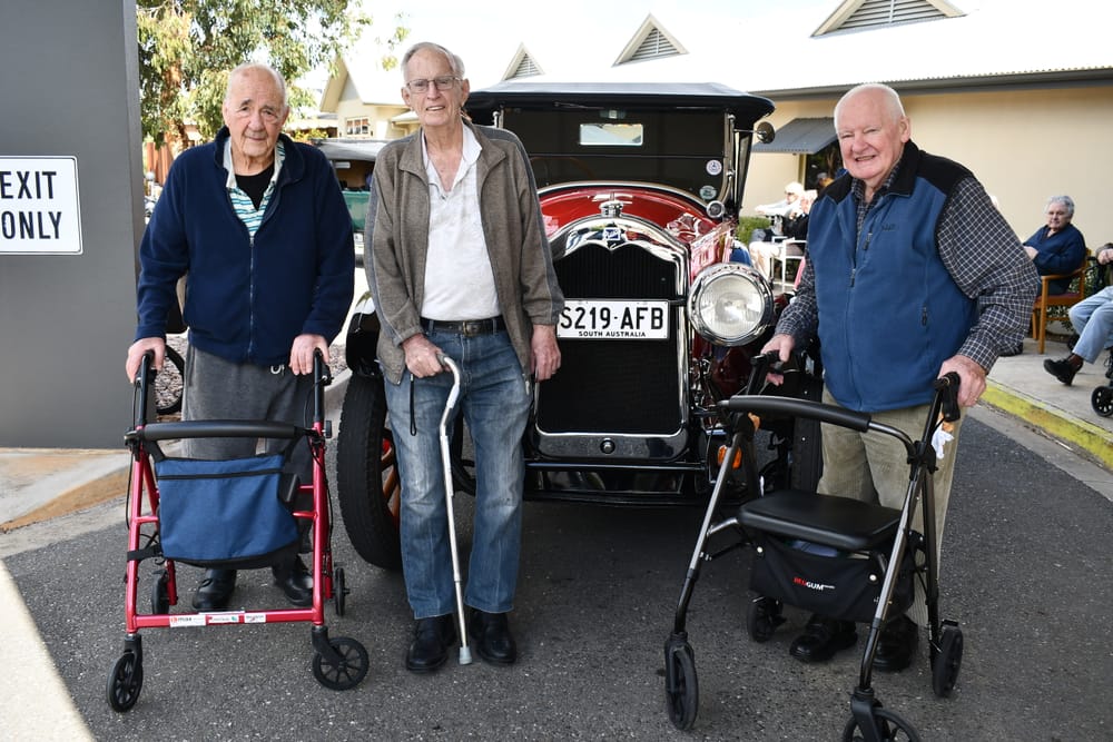 Strathalbyn aged care residents experience a blast from the past post image