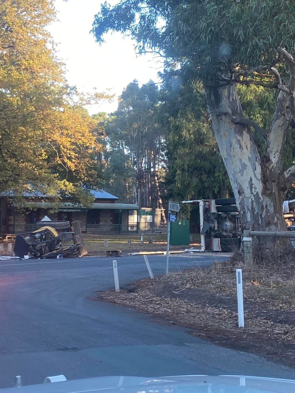 Truck rollover/two-car collision slows traffic at Kuitpo post image