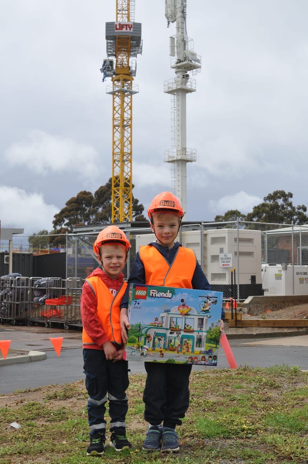 ‘Lifty’ wins the name for hospital crane post image