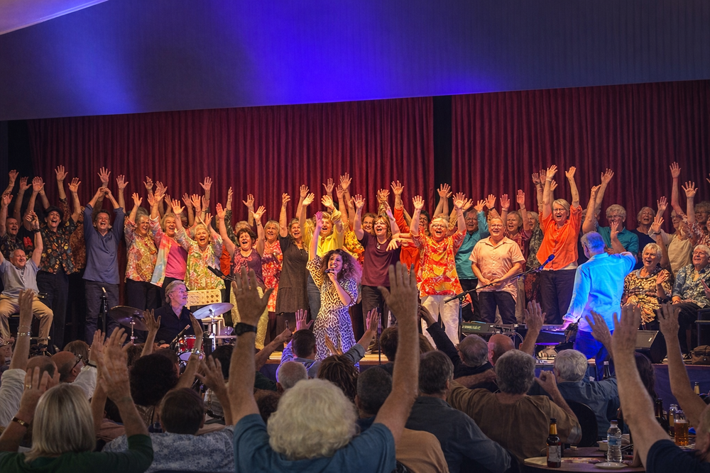 Choir cranks it for CFS post image
