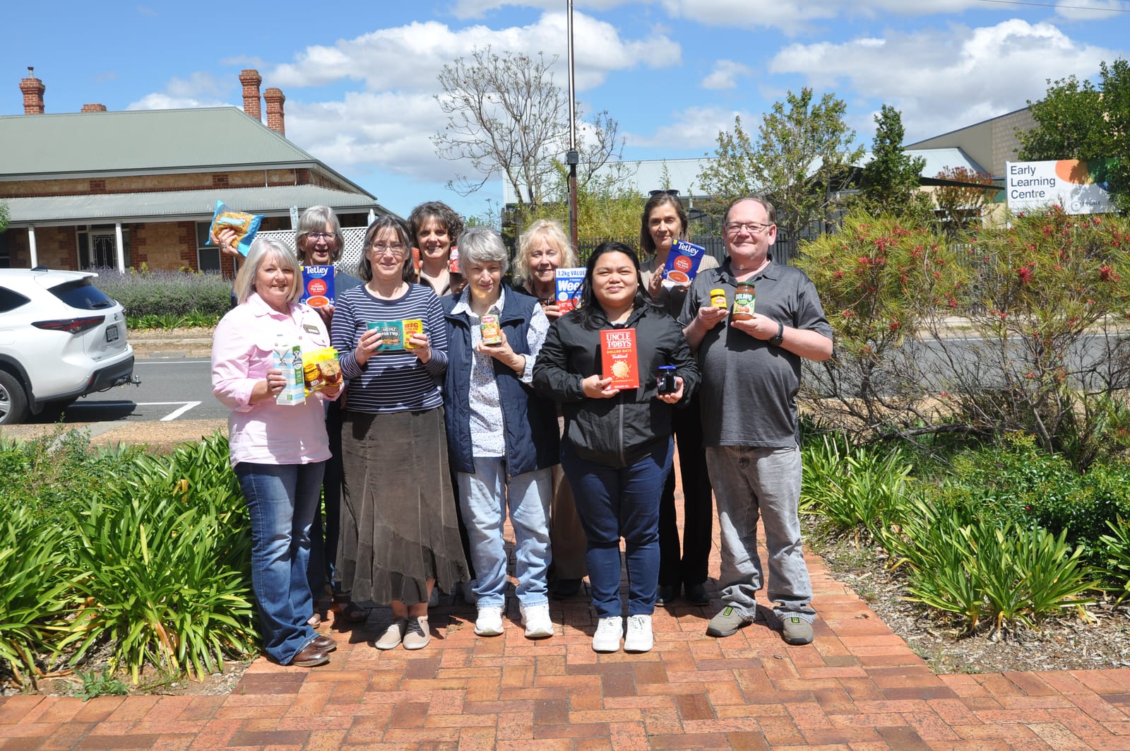 Christmas hampers campaign kicks off post image