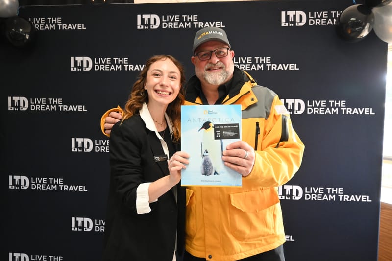 Visitors touch down in Strathalbyn for expo post image