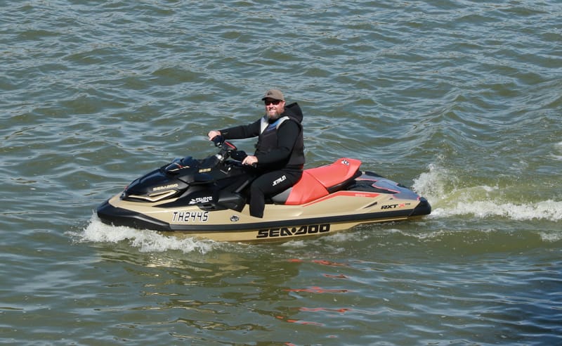 Jet-skiers tackle the Murray River post image