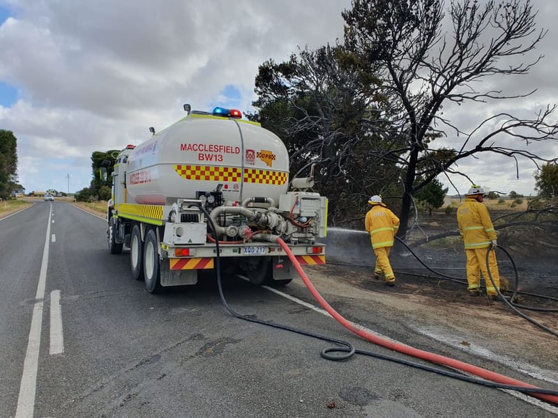 Emergency Services battle grass fire at Clayton Bay post image