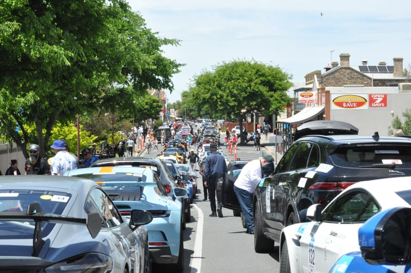 Strathalbyn rallies for the Shannons Adelaide Rally post image